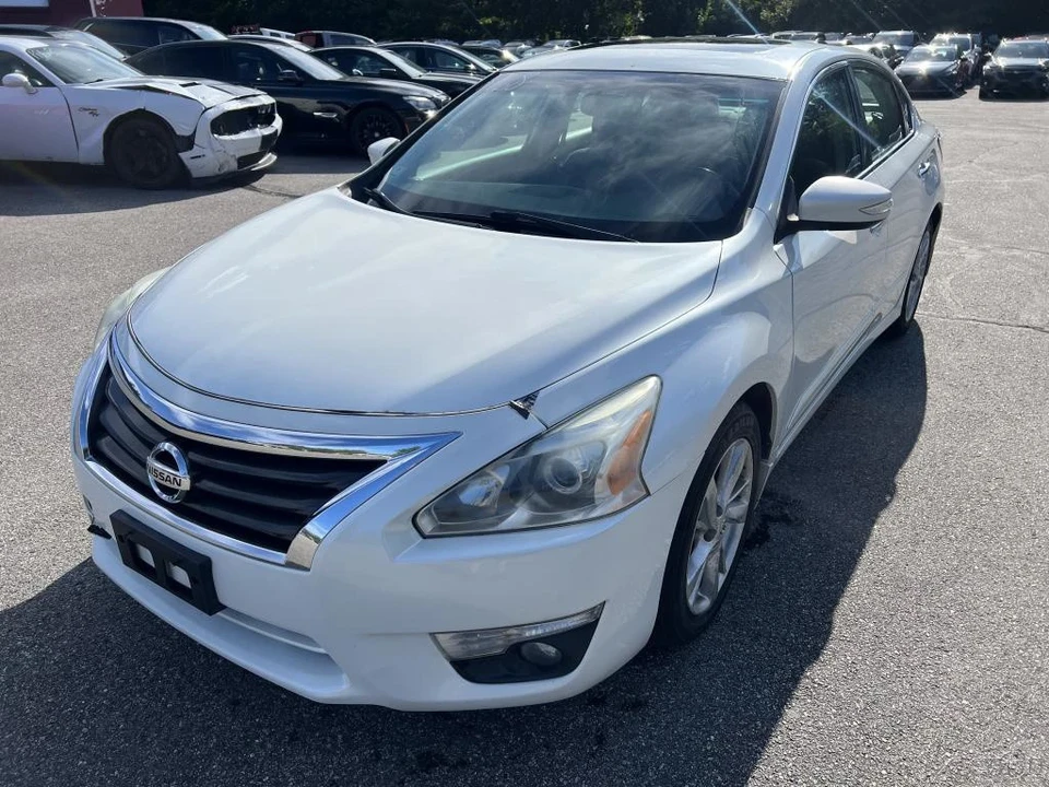 2015 Nissan Altima 5th Gen - Image 10 of 12