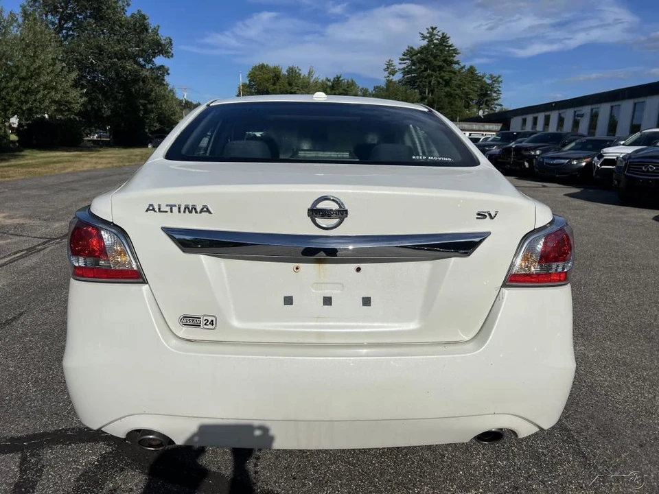 2015 Nissan Altima 5th Gen - Image 4 of 12