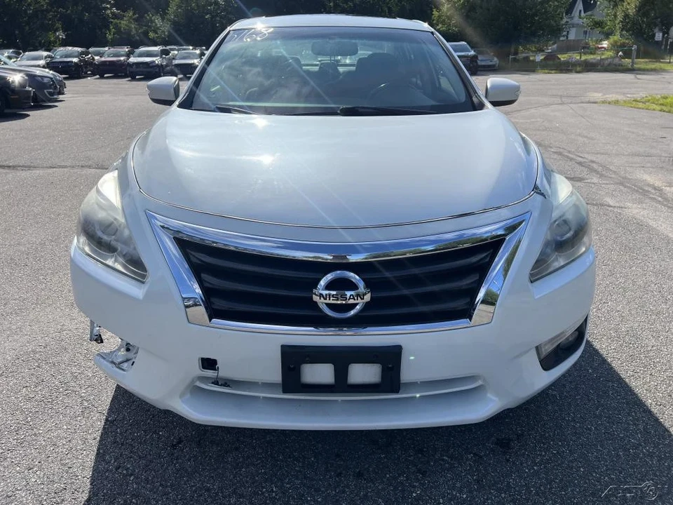 2015 Nissan Altima 5th Gen - Image 3 of 12