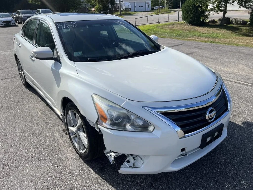 2015 Nissan Altima 5th Gen - Image 9 of 12