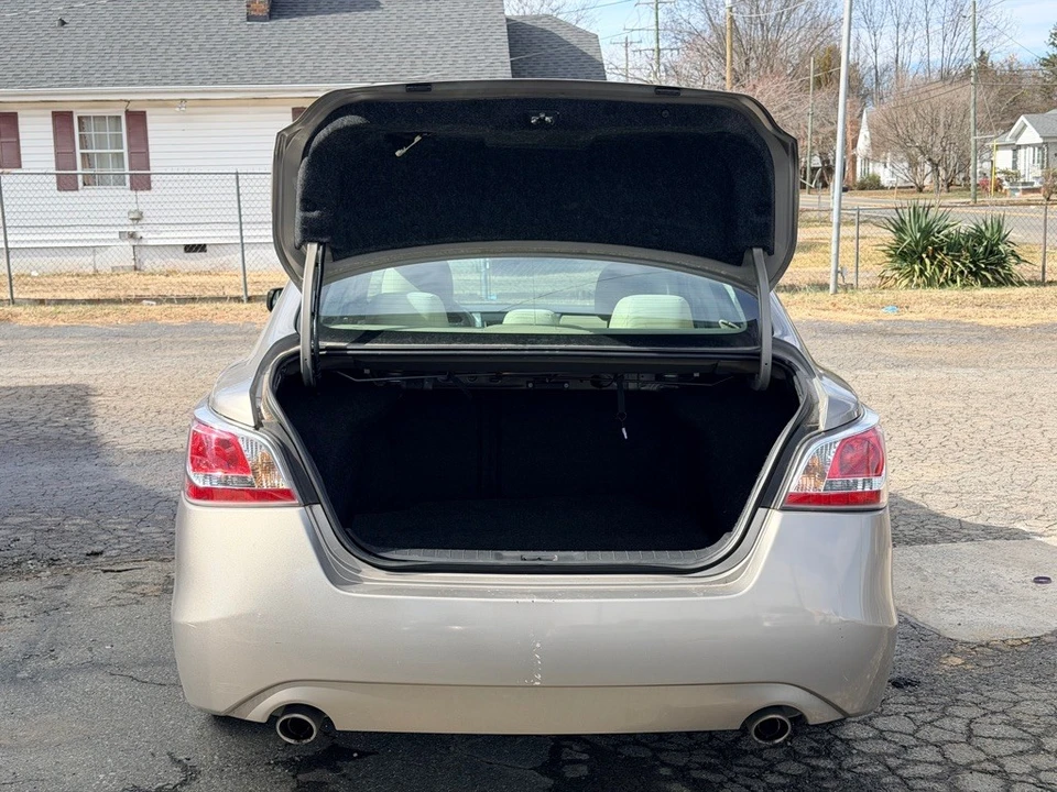 2015 Nissan Altima 5th Gen - Image 7 of 16
