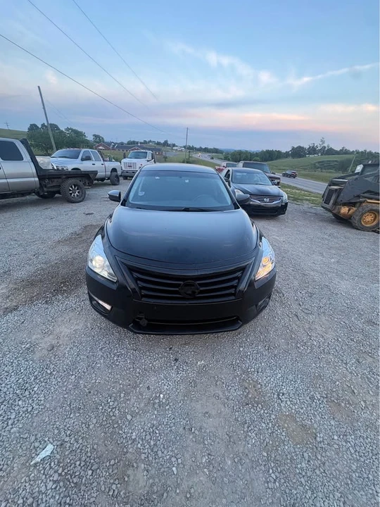 2015 Nissan Altima 5th Gen - Image 3 of 10