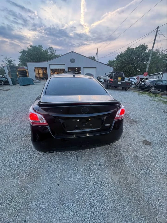 2015 Nissan Altima 5th Gen - Image 4 of 10