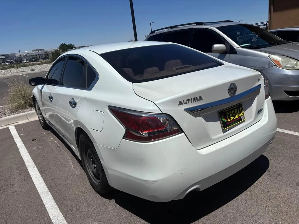 2015 Nissan Altima 5th Gen - Image 2 of 7
