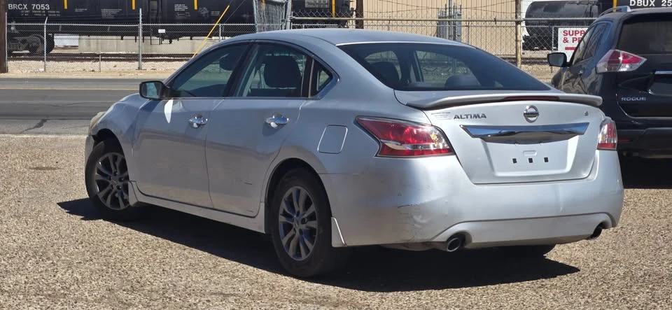 2015 Nissan Altima 5th Gen - Image 3 of 13
