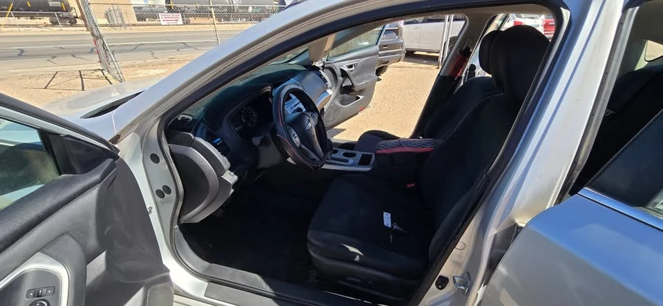 2015 Nissan Altima 5th Gen - Image 9 of 13