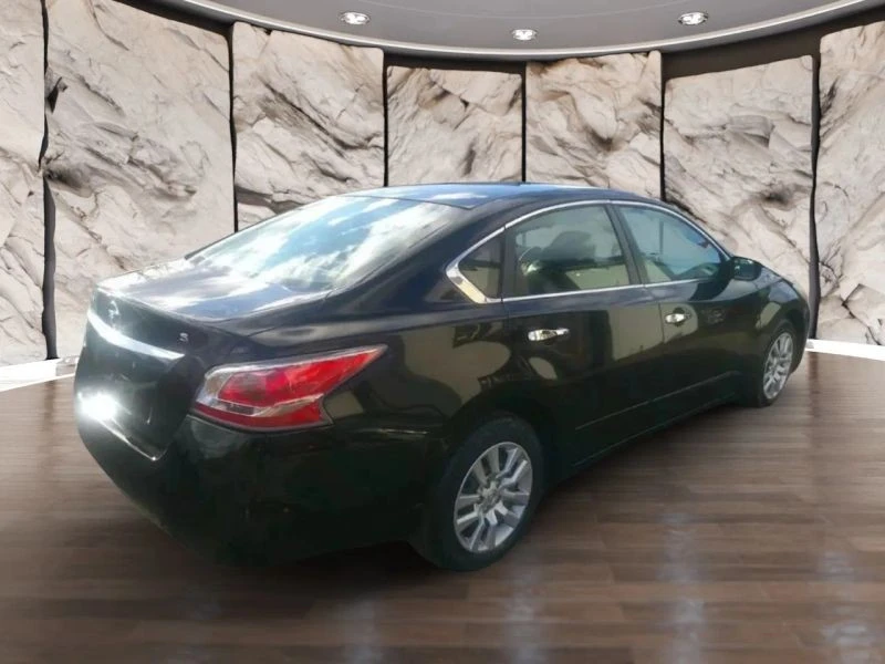2015 Nissan Altima 5th Gen - Image 5 of 12