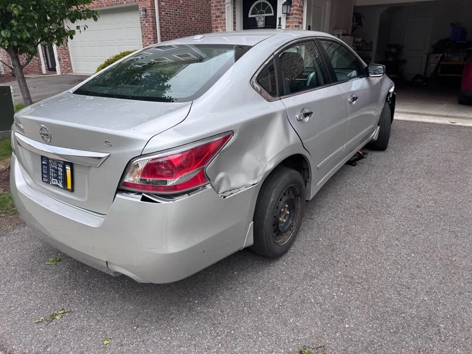 2015 Nissan Altima 5th Gen - Image 3 of 4