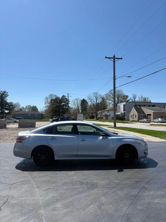 2015 Nissan Altima 5th Gen - Image 6 of 9