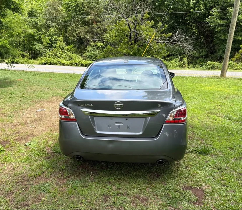2015 Nissan Altima 5th Gen - Image 2 of 12