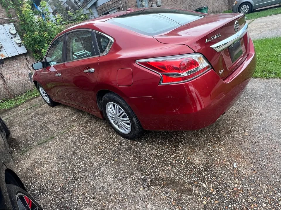 2015 Nissan Altima 5th Gen - Image 3 of 11