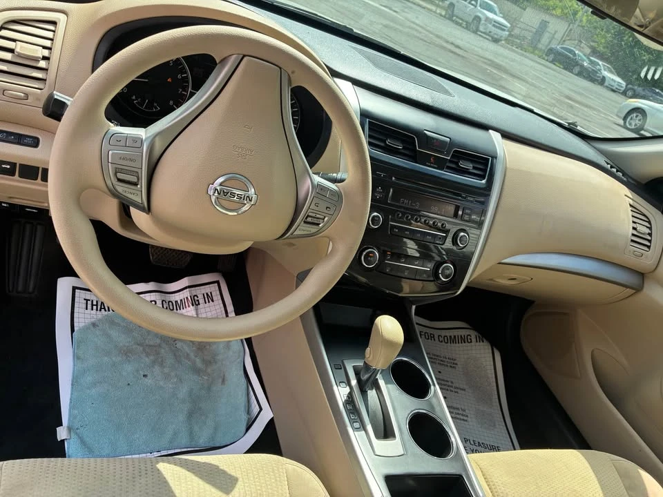 2015 Nissan Altima 5th Gen - Image 5 of 7
