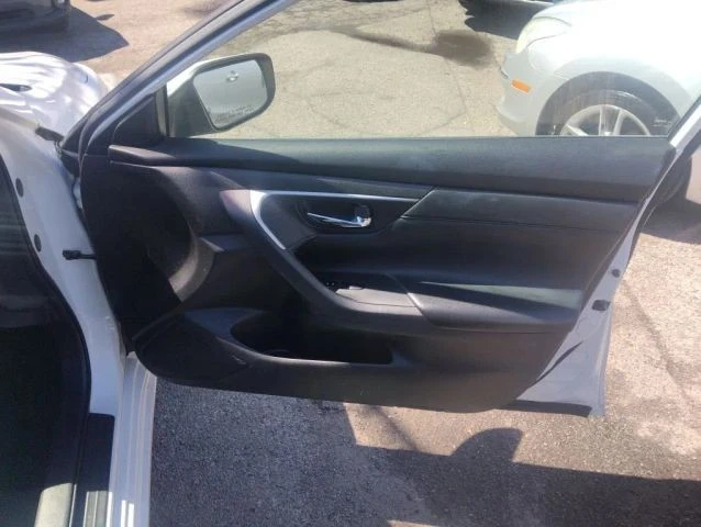 2015 Nissan Altima 5th Gen - Image 10 of 21