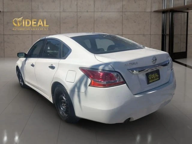 2015 Nissan Altima 5th Gen - Image 5 of 21