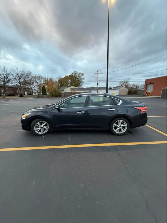 2015 Nissan Altima 5th Gen - Image 5 of 14