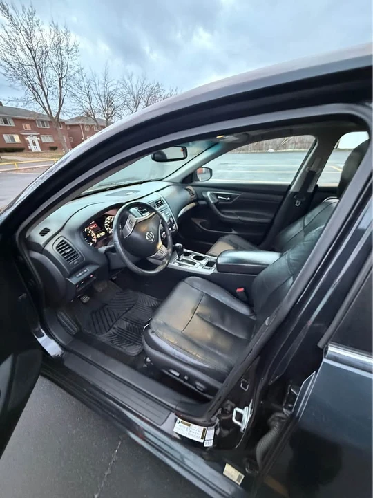 2015 Nissan Altima 5th Gen - Image 9 of 14