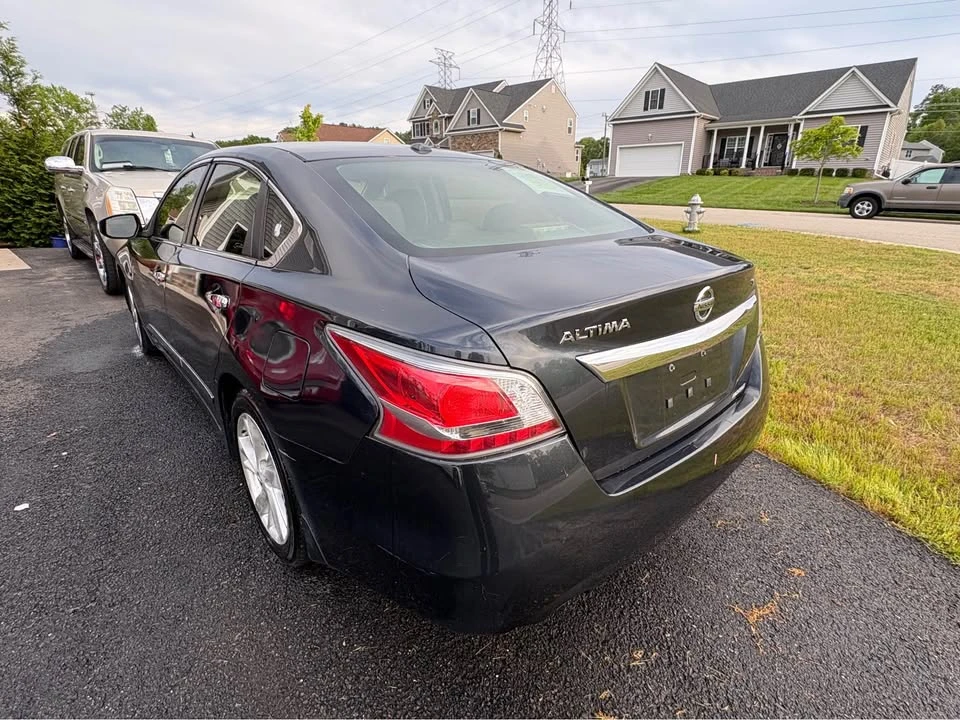 2015 Nissan Altima 5th Gen - Image 5 of 20
