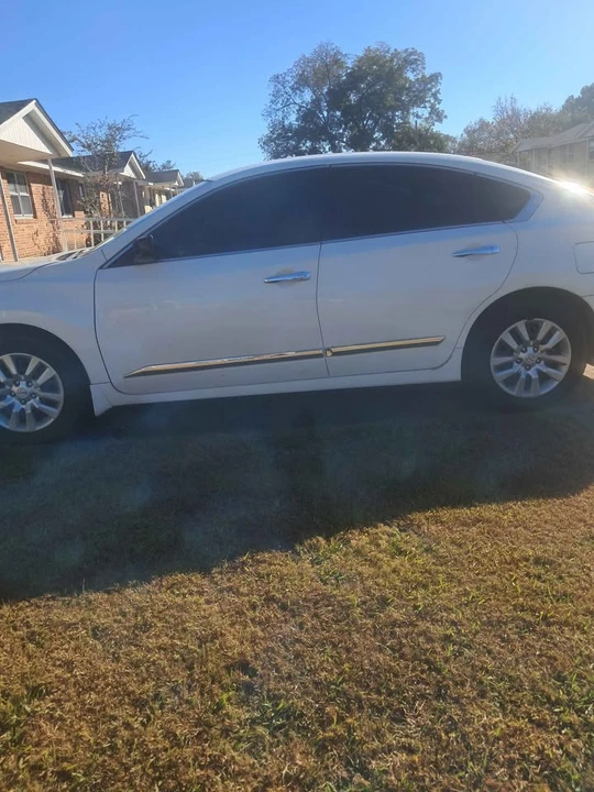 2015 Nissan Altima 5th Gen - Image 3 of 3