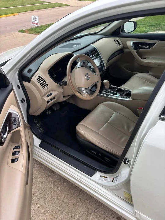 2015 Nissan Altima 5th Gen - Image 2 of 13