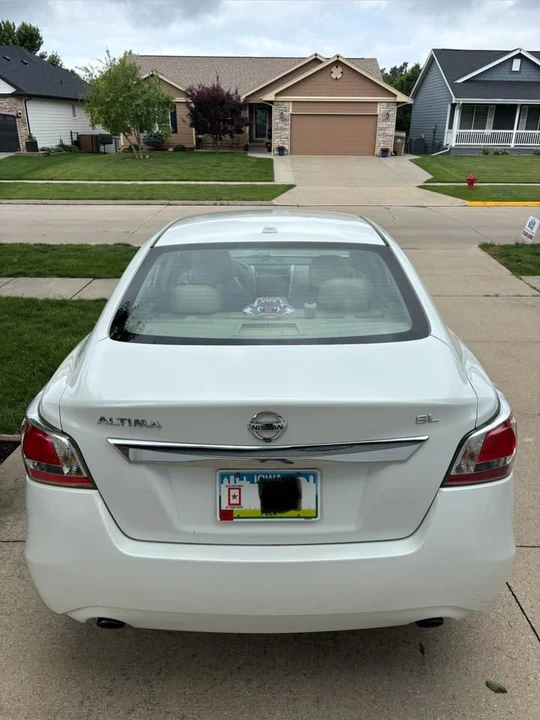 2015 Nissan Altima 5th Gen - Image 10 of 13