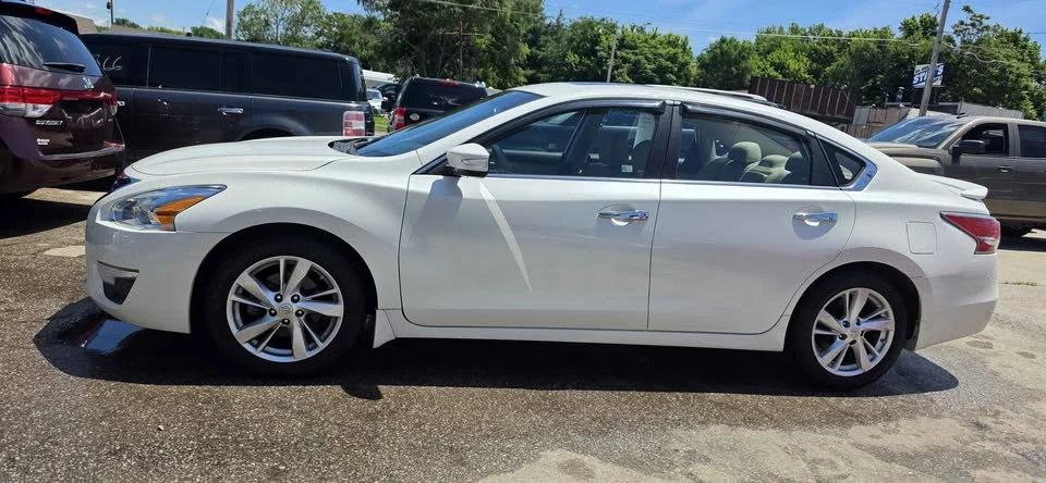 2015 Nissan Altima 5th Gen - Image 13 of 13
