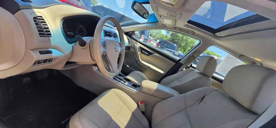 2015 Nissan Altima 5th Gen - Image 12 of 13