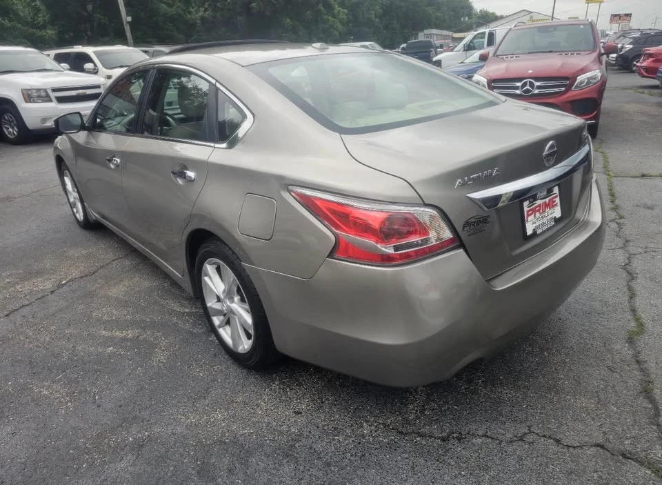 2015 Nissan Altima 5th Gen - Image 3 of 19