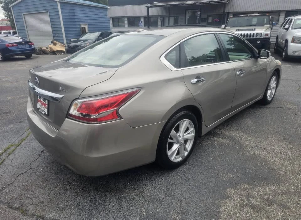 2015 Nissan Altima 5th Gen - Image 5 of 19