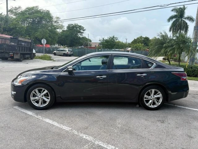 2015 Nissan Altima 5th Gen - Image 5 of 20