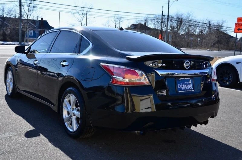 2015 Nissan Altima 5th Gen - Image 7 of 12