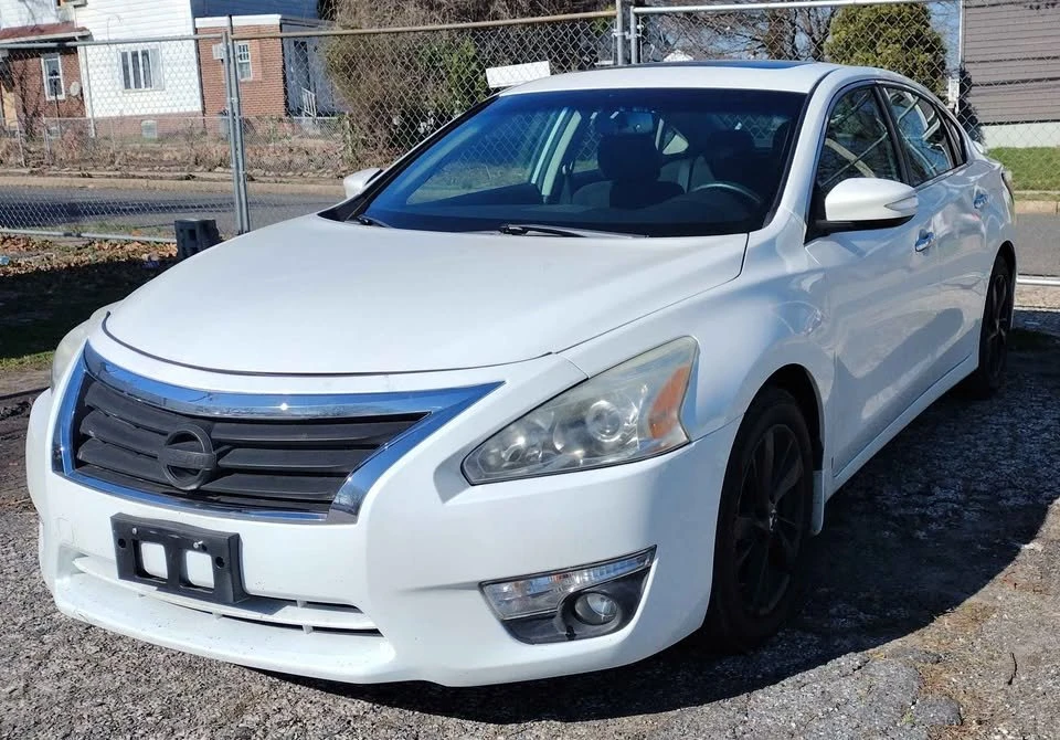 2015 Nissan Altima 5th Gen - Image 3 of 20
