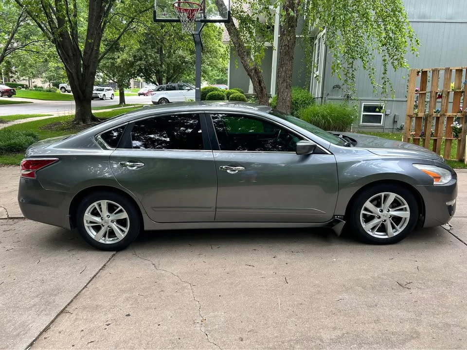 2015 Nissan Altima 5th Gen - Image 9 of 9