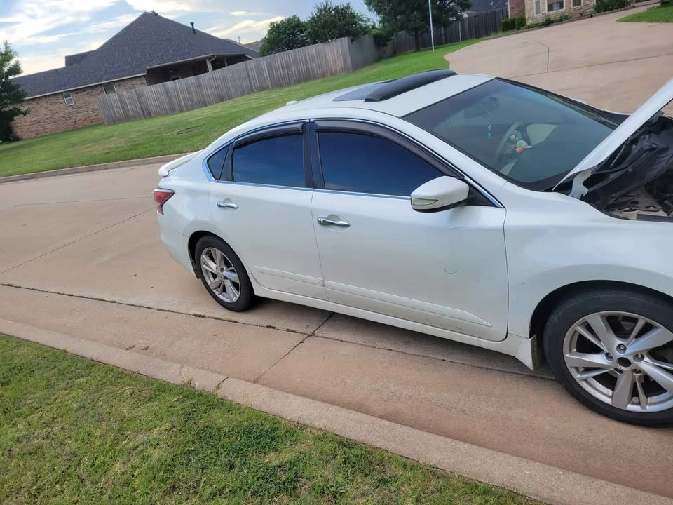 2015 Nissan Altima 5th Gen - Image 2 of 8