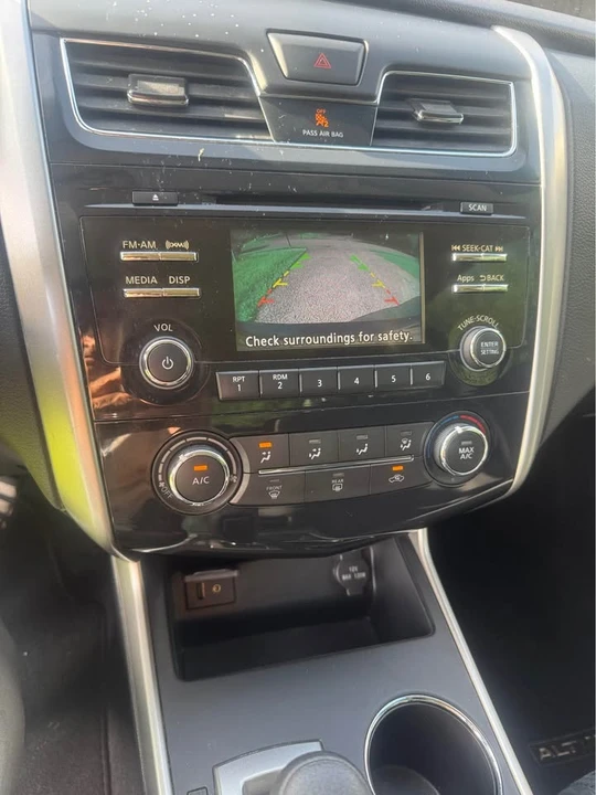 2015 Nissan Altima 5th Gen - Image 6 of 10
