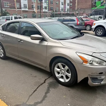 2015 Nissan Altima 2.5 Sedan 4D