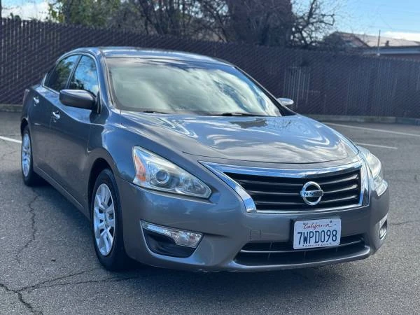 2015 Nissan Altima 5th Gen - Image 2 of 6