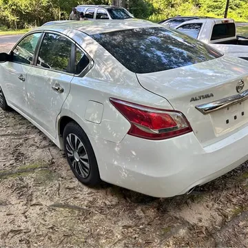 2015 Nissan Altima 3.5 S Sedan 4D