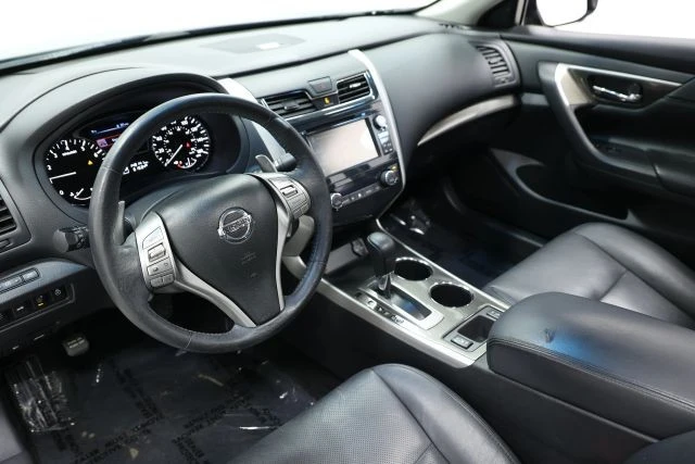2015 Nissan Altima 5th Gen - Image 14 of 31