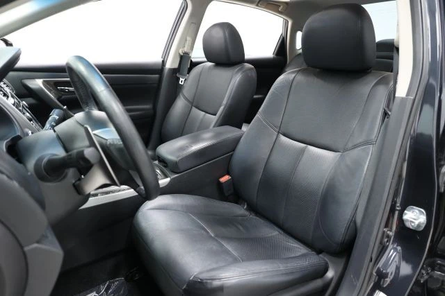 2015 Nissan Altima 5th Gen - Image 13 of 31