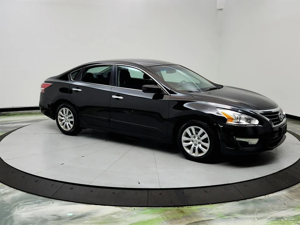 2015 Nissan Altima 5th Gen - Image 3 of 12