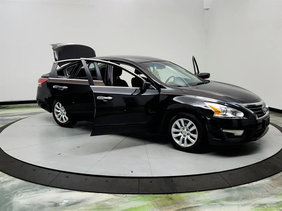 2015 Nissan Altima 5th Gen - Image 10 of 12