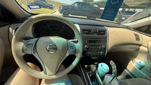 2015 Nissan Altima 5th Gen - Image 10 of 13