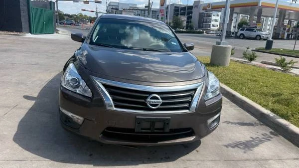 2015 Nissan Altima 5th Gen - Image 5 of 13