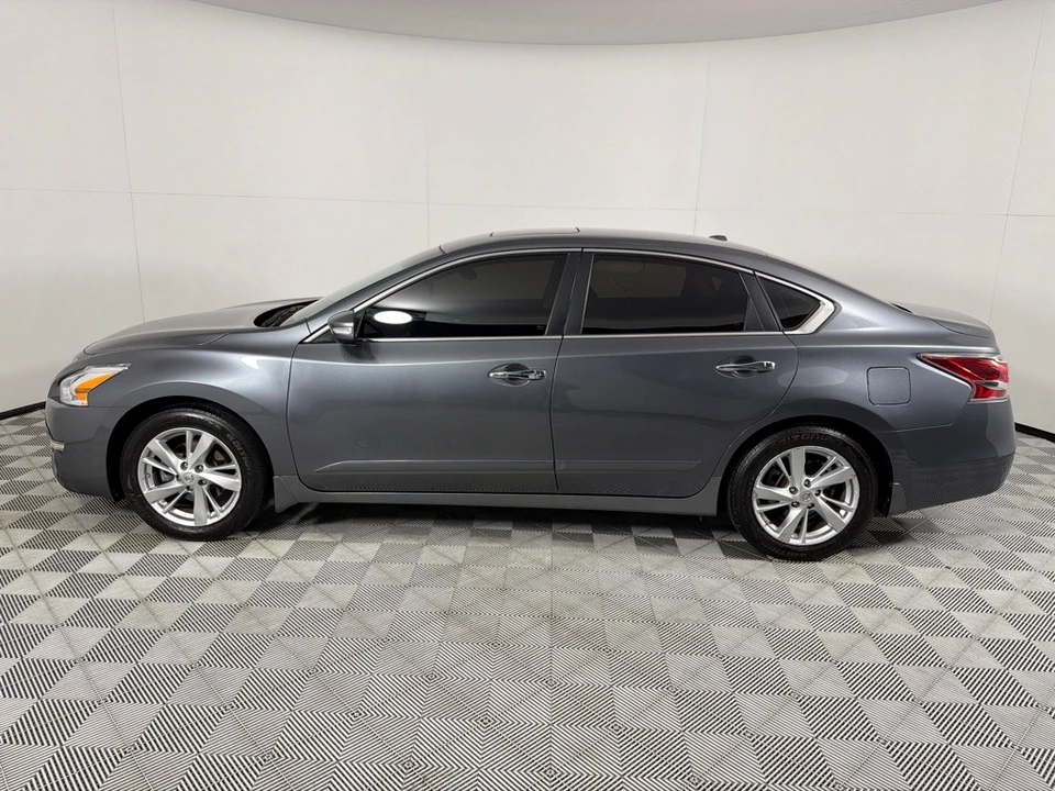 2015 Nissan Altima 5th Gen - Image 8 of 21