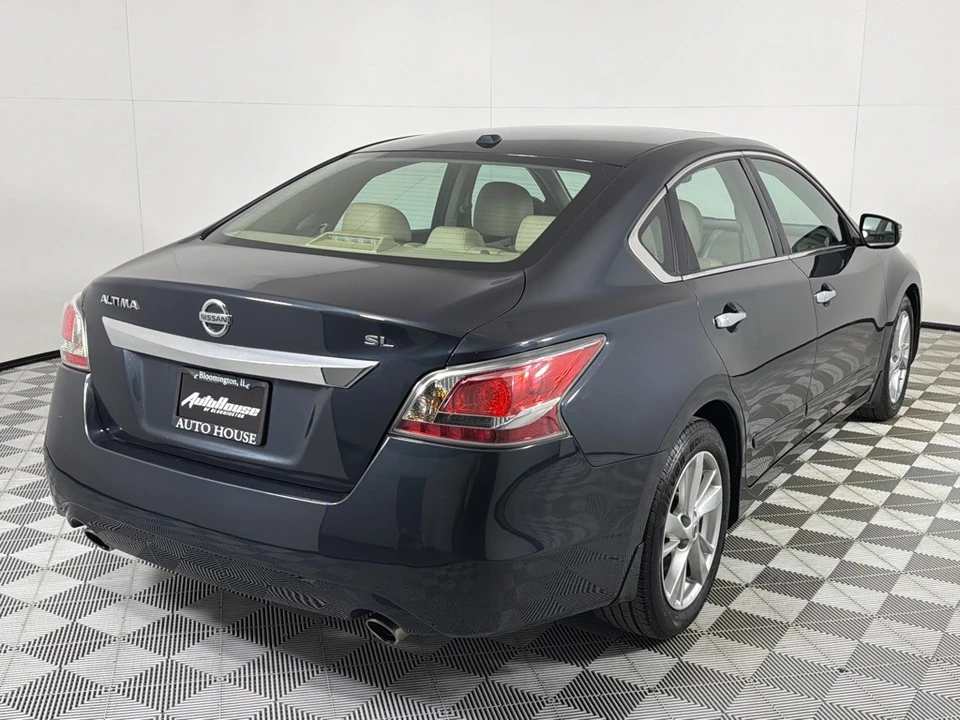 2015 Nissan Altima 5th Gen - Image 5 of 12