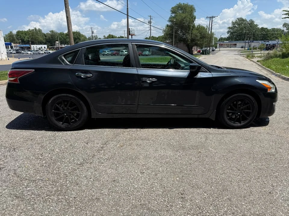 2015 Nissan Altima 5th Gen - Image 6 of 15