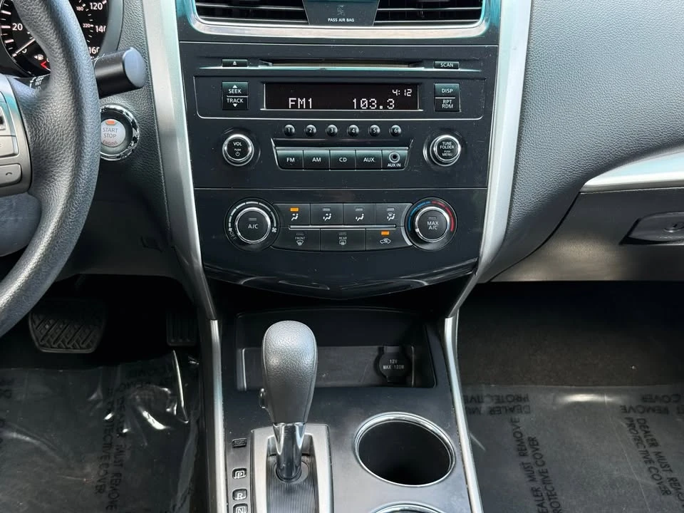 2015 Nissan Altima 5th Gen - Image 12 of 15
