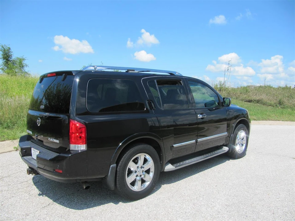 2015 Nissan Armada - Image 7 of 27