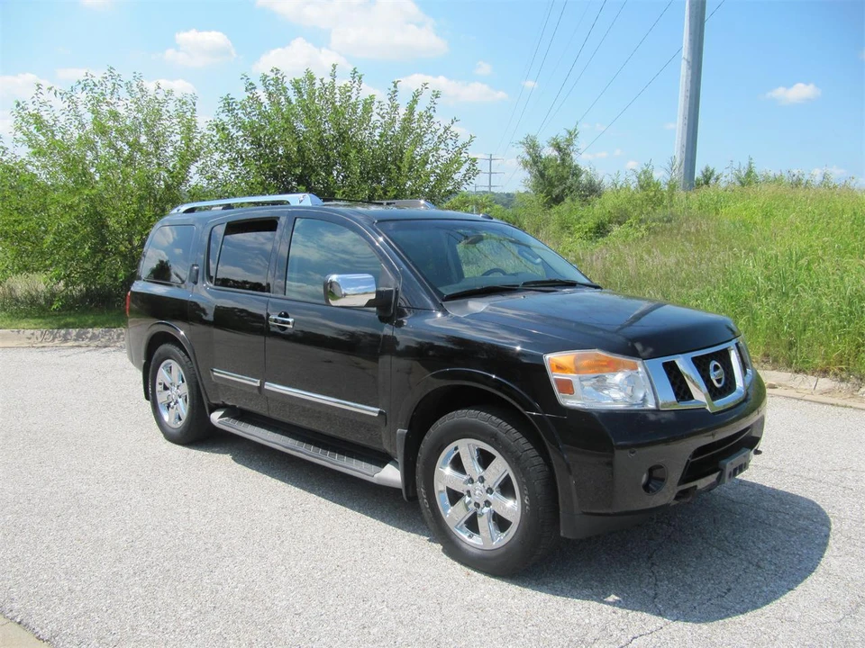 2015 Nissan Armada - Image 9 of 27