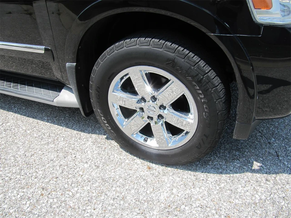 2015 Nissan Armada - Image 10 of 27